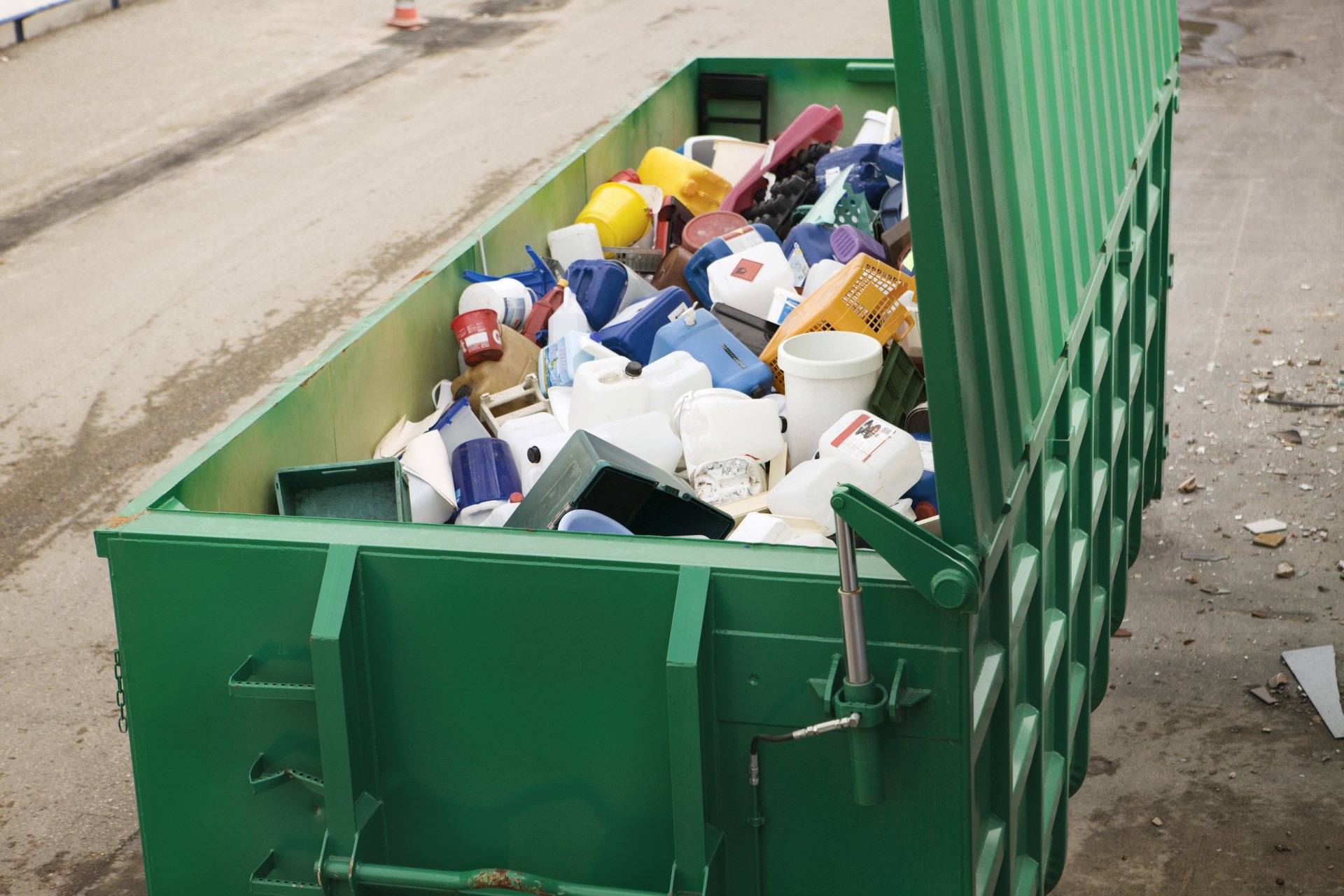 Waste/Recycling Bin & Dumpster services